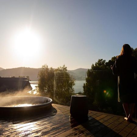 Woodland Bay Retreat-Hot Tub,Sauna And Bayview Hamptons Retreat Lymington Luaran gambar