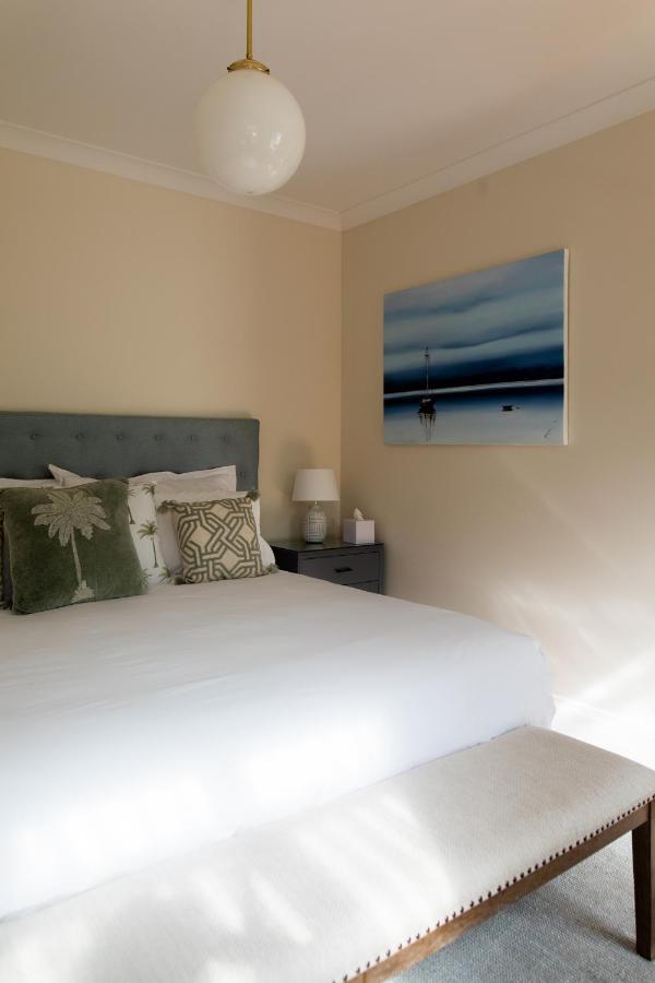Woodland Bay Retreat-Hot Tub,Sauna And Bayview Hamptons Retreat Lymington Luaran gambar